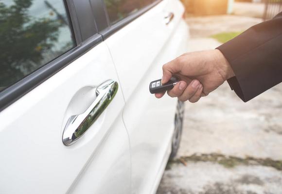 kluczyki do nowego auta nowe auto