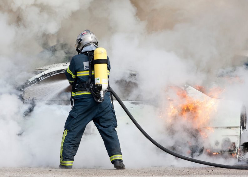 Pożar samochodu a ubezpieczenie autocasco UNIQA