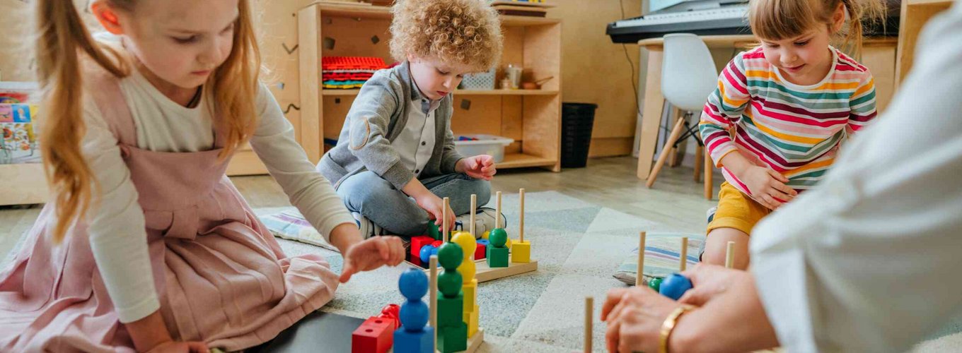Czy ubezpieczenie dziecka w przedszkolu jest obowiązkowe? Sprawdź, co mówi prawo o NNW przedszkolaka