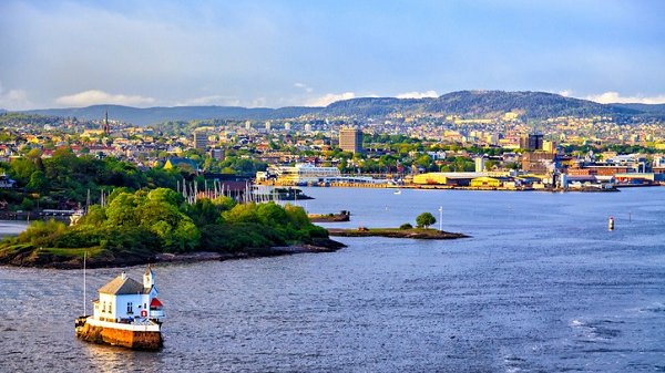 House on the water and Oslo, capital of Norway