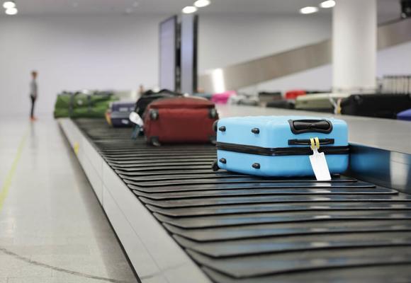 odbiór bagażu na lotnisku