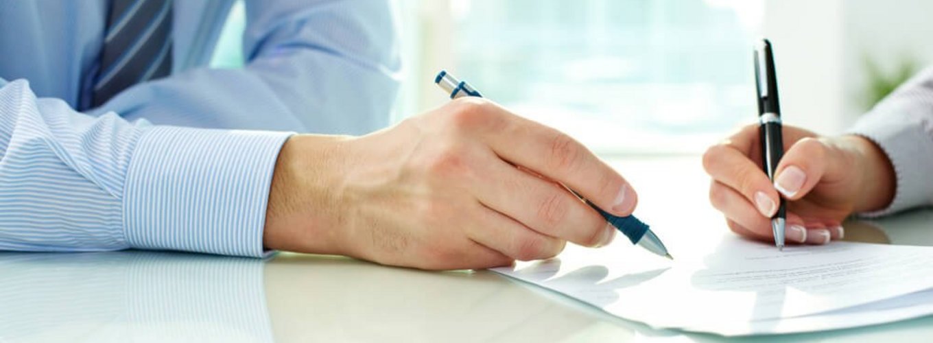 podpisywanie dokumentów 