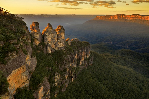 Sunrise in Blue Mountains