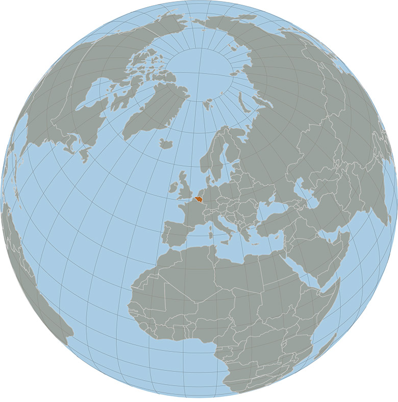 Globus z zaznaczoną Belgią, mapa świata z wyróżnionym państwem